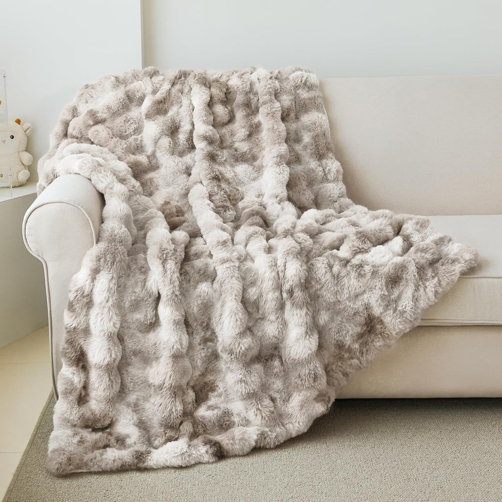3dgiftroom Faux Rabbit Fur Bubble Throw Blanket 50x60