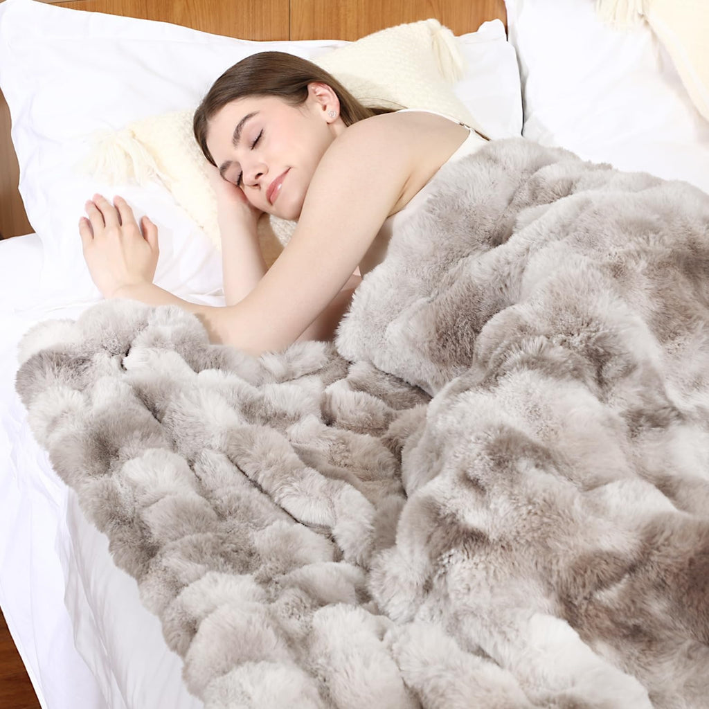 3dgiftroom Faux Rabbit Fur Bubble Throw Blanket 50x60