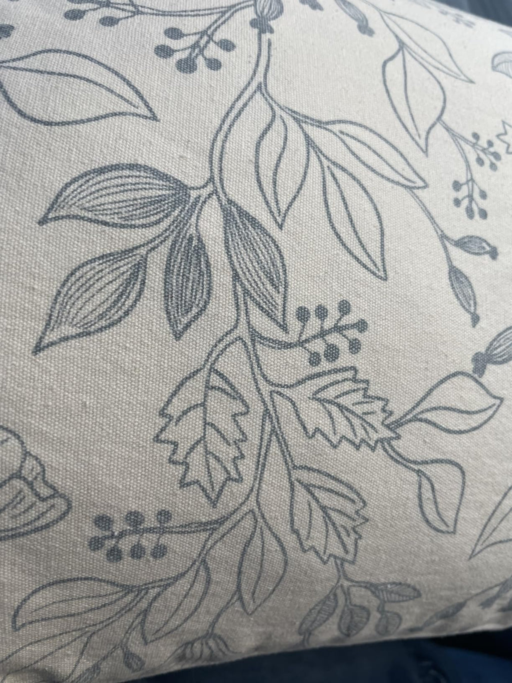 3dgiftroom Coastal Blue Floral Cotton Pillow Covers Set